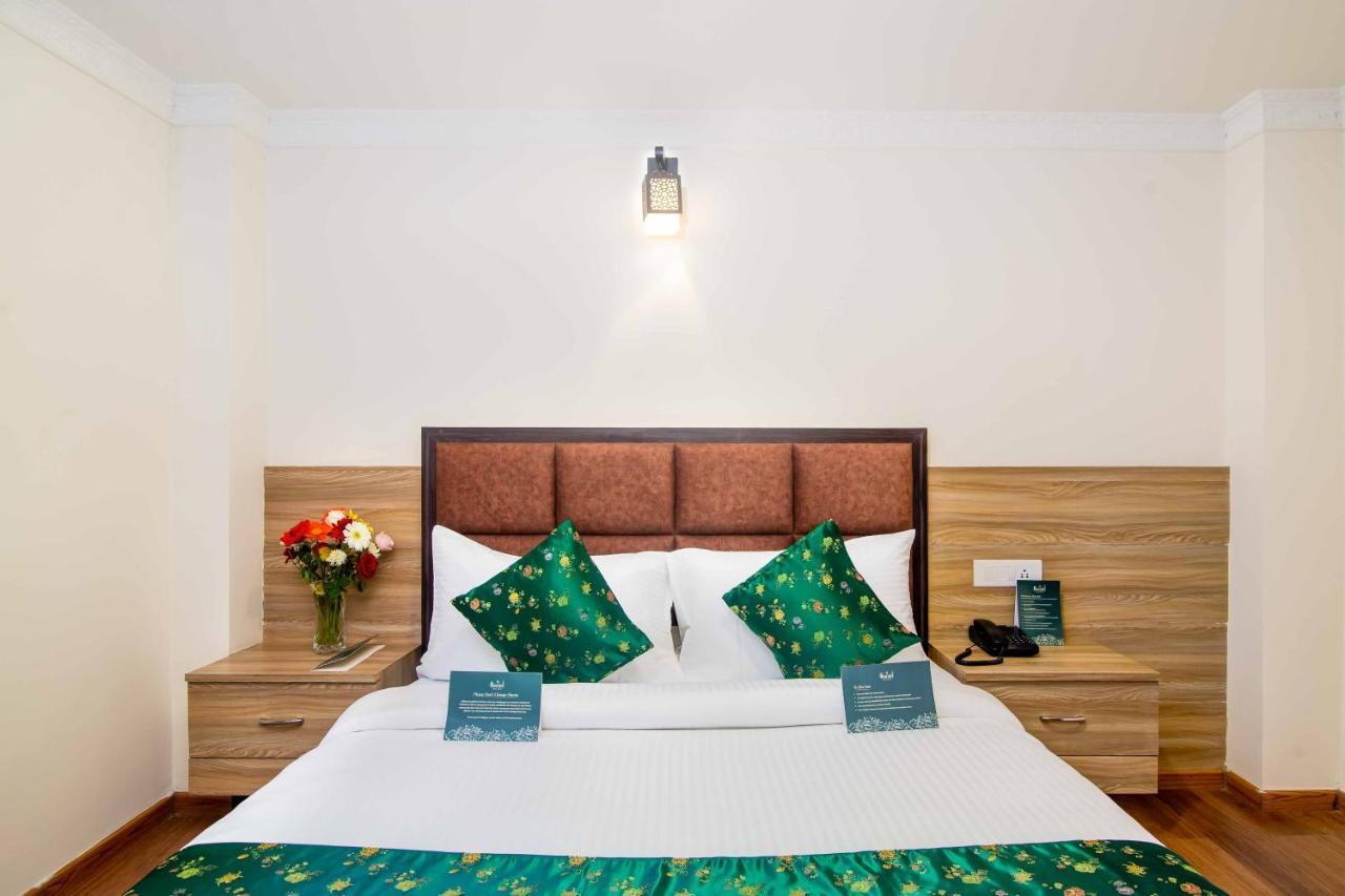 Muscatel Central Hotel - Dzeemkhang กังต็อก ภายนอก รูปภาพ