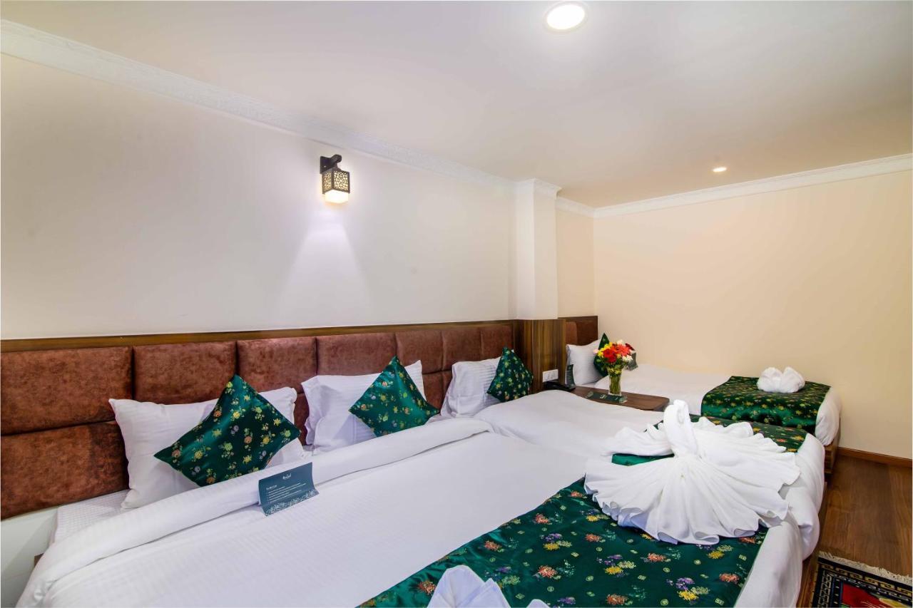 Muscatel Central Hotel - Dzeemkhang กังต็อก ภายนอก รูปภาพ