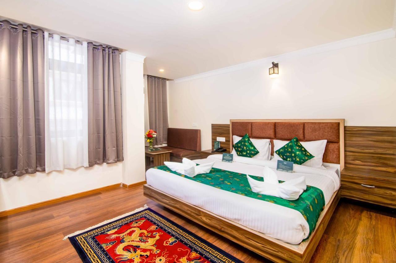 Muscatel Central Hotel - Dzeemkhang กังต็อก ภายนอก รูปภาพ