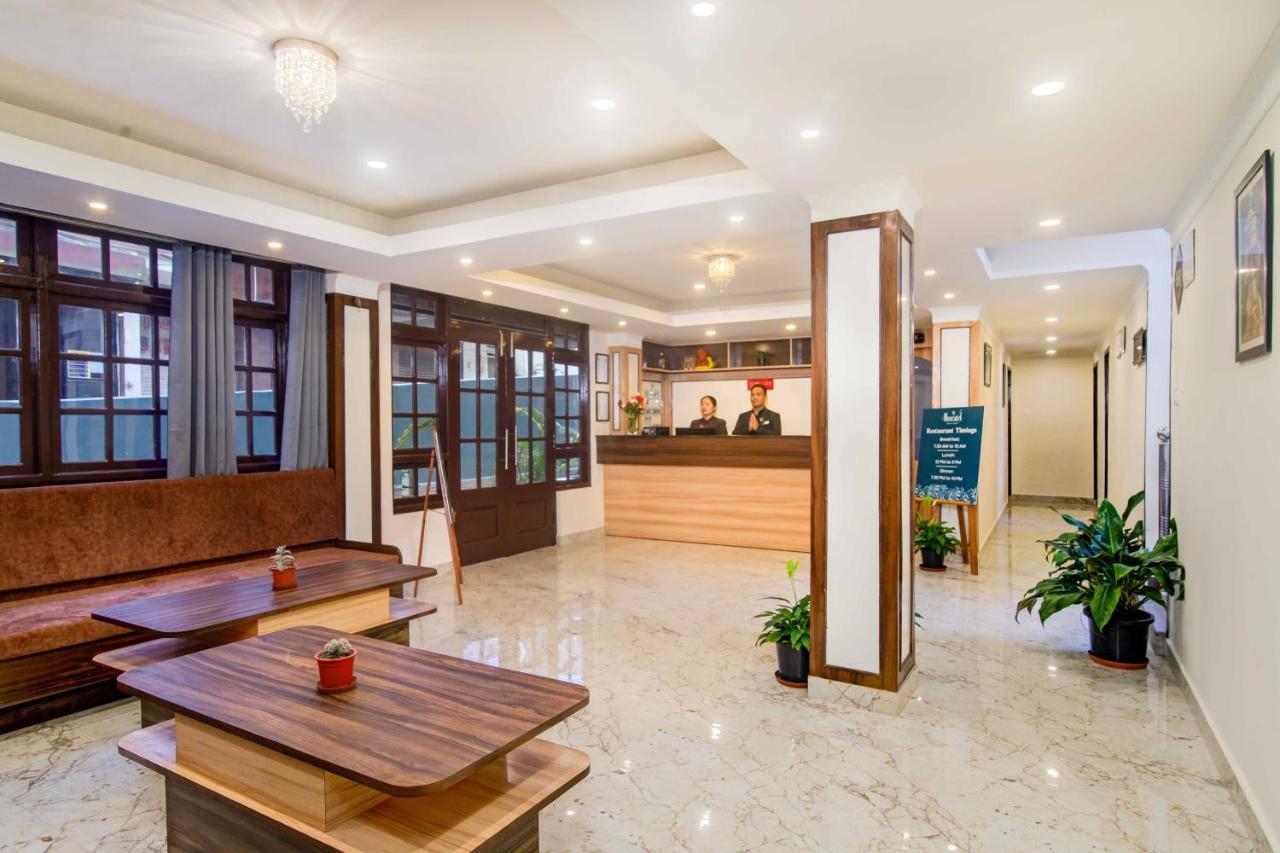 Muscatel Central Hotel - Dzeemkhang กังต็อก ภายนอก รูปภาพ