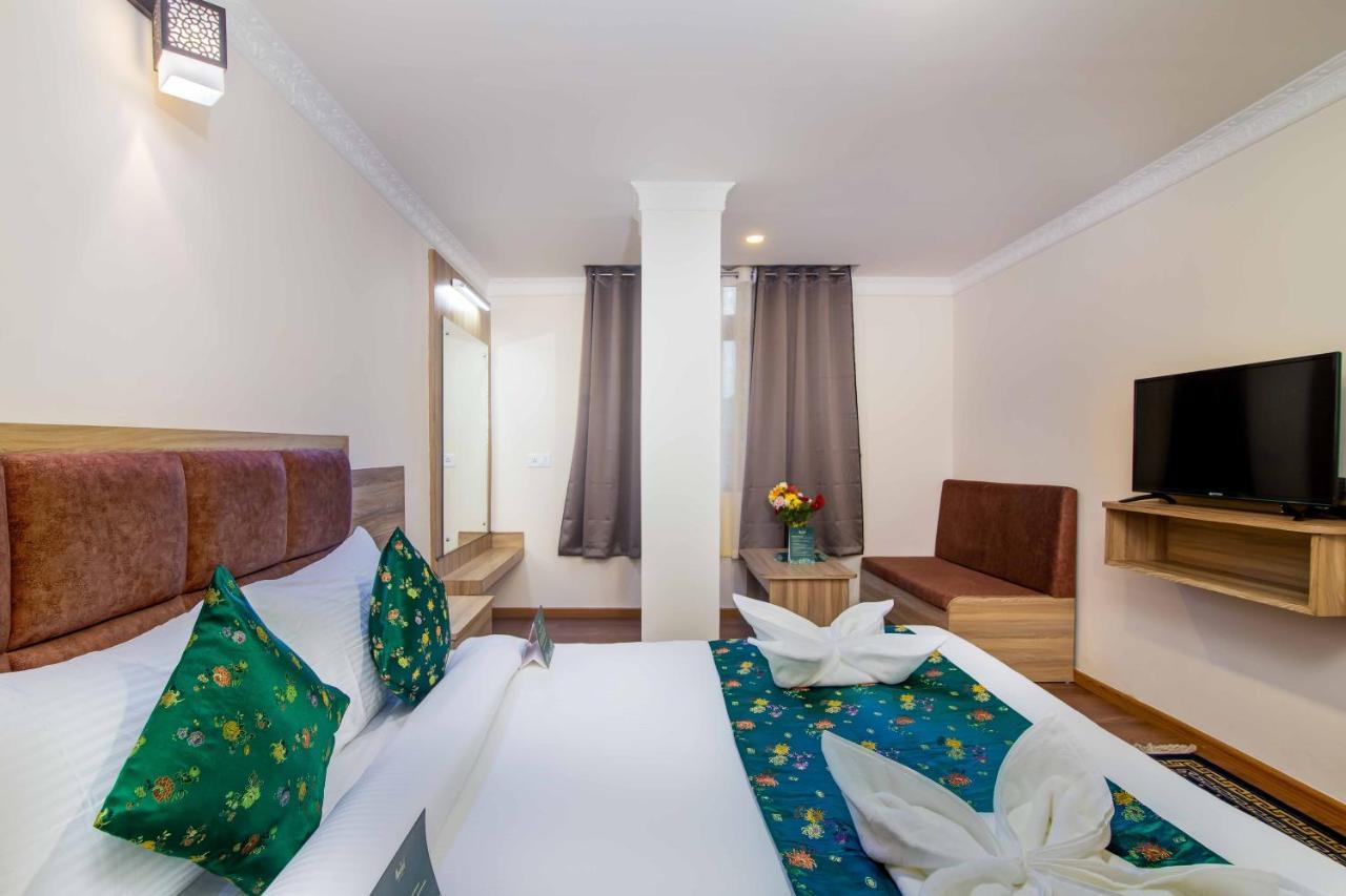 Muscatel Central Hotel - Dzeemkhang กังต็อก ภายนอก รูปภาพ