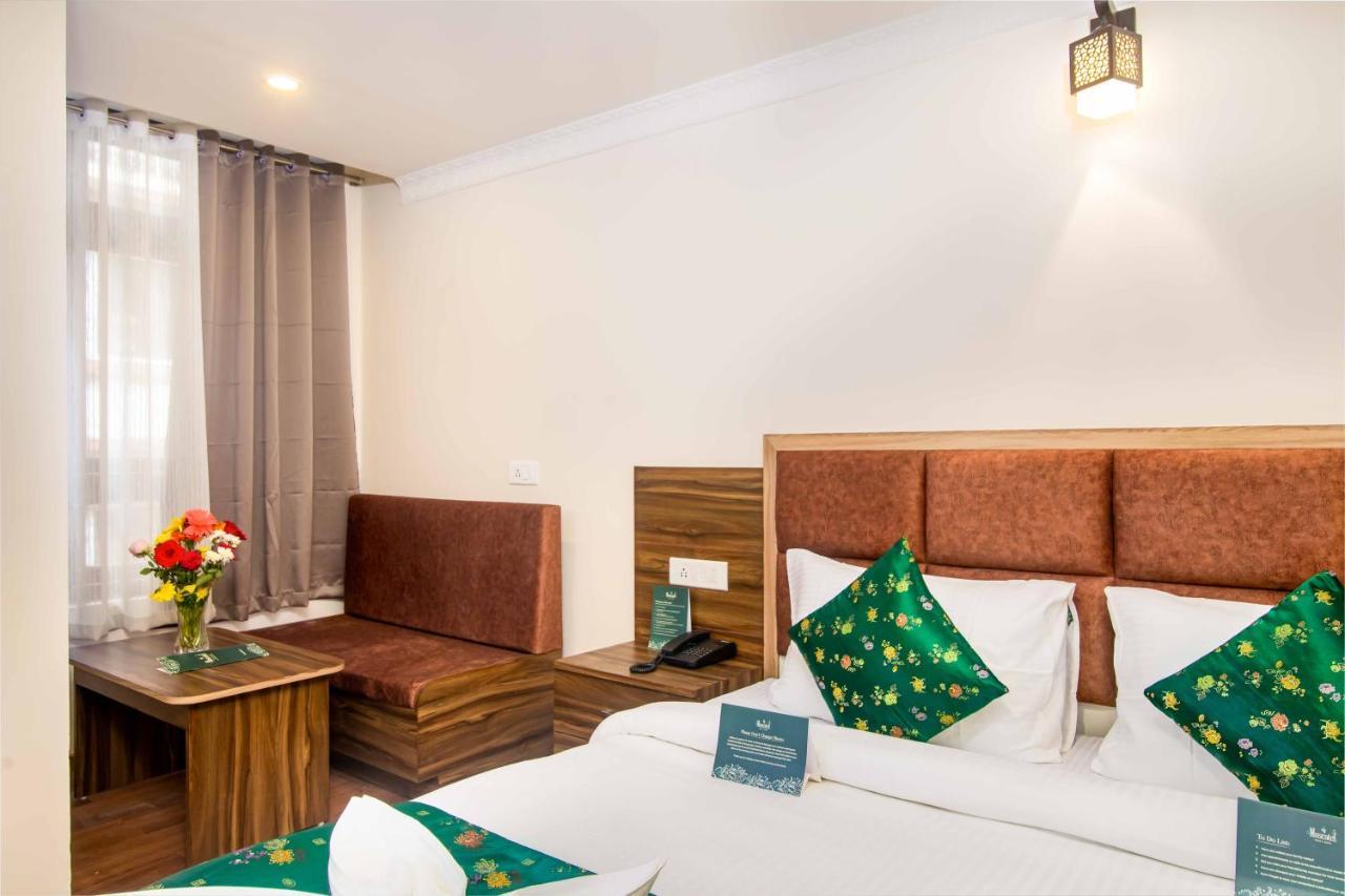 Muscatel Central Hotel - Dzeemkhang กังต็อก ภายนอก รูปภาพ