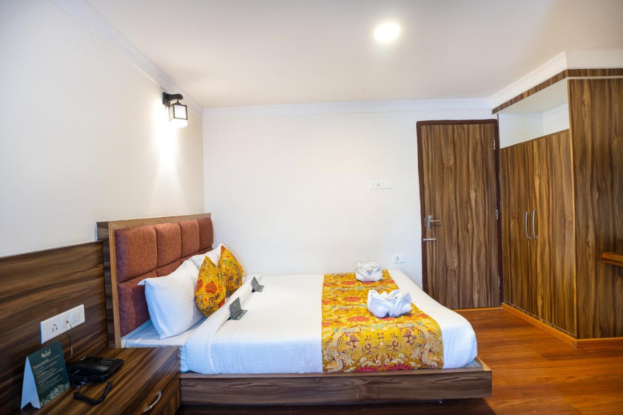 Muscatel Central Hotel - Dzeemkhang กังต็อก ภายนอก รูปภาพ