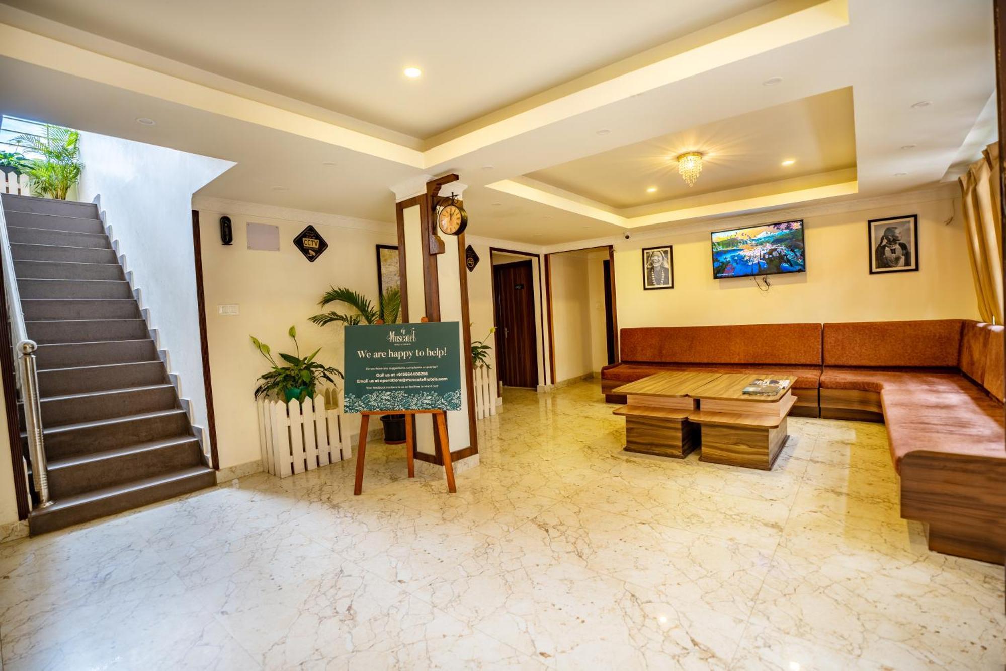 Muscatel Central Hotel - Dzeemkhang กังต็อก ภายนอก รูปภาพ